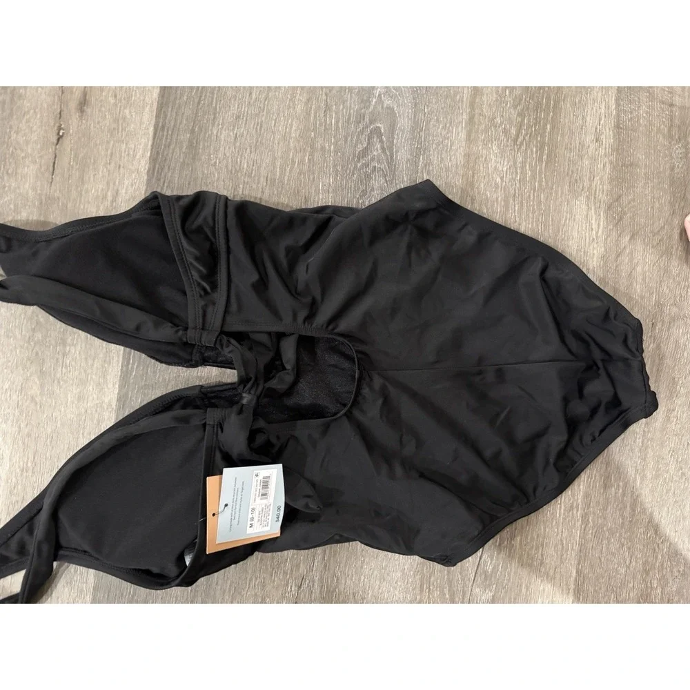 Women's‎ 8-10 Plunge Neck Tummy Control Full Coverage Black One Piece